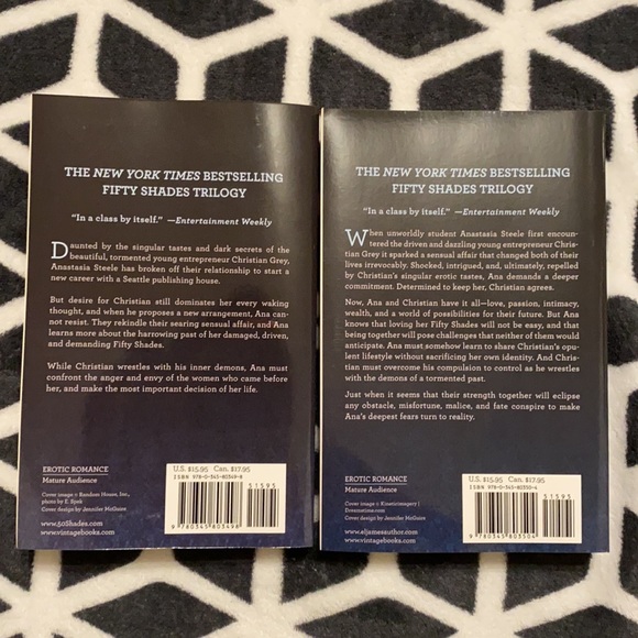 Fifty Shades of Grey Book 2 & 3 - Picture 5 of 6